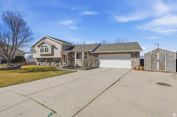 1320 E Woodhill Cir, Sandy, UT 84092