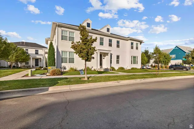 10643 S Lamond Dr, South Jordan, UT 84009 - #1