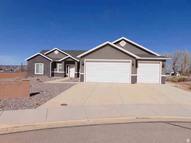 256 S 1175 W, Parowan, UT 84761 - #1