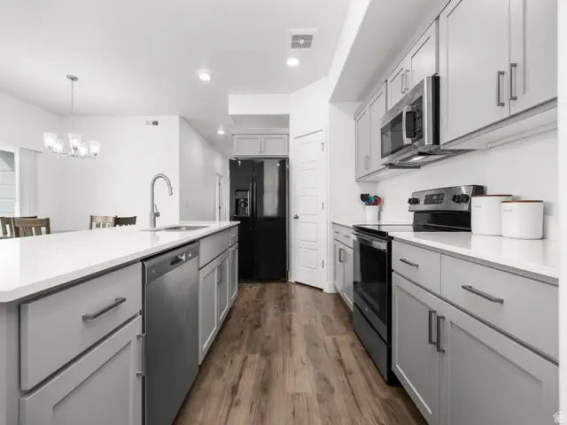 1076 W 490 S #204, American Fork, UT 84003 - #3