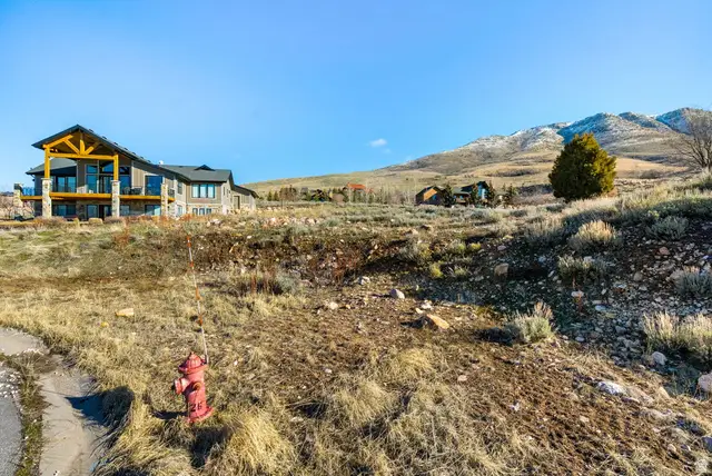 5630 E Highland View Ct, Eden, UT 84310 - #3
