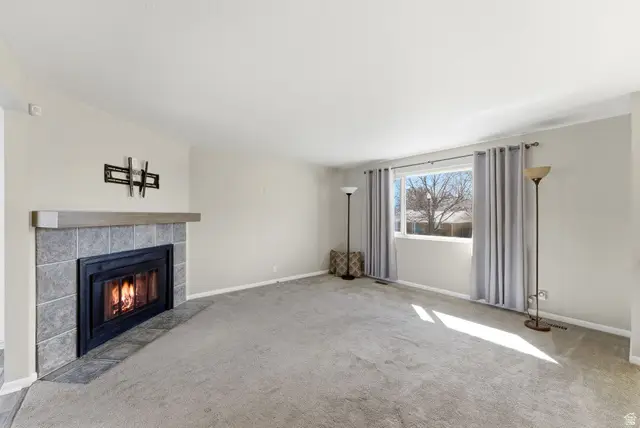 10889 S Granite Dr E, Sandy, UT 84094 - #3