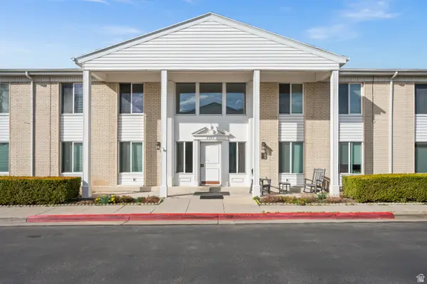 2263 E Tara Ln #4, Holladay, UT 84117