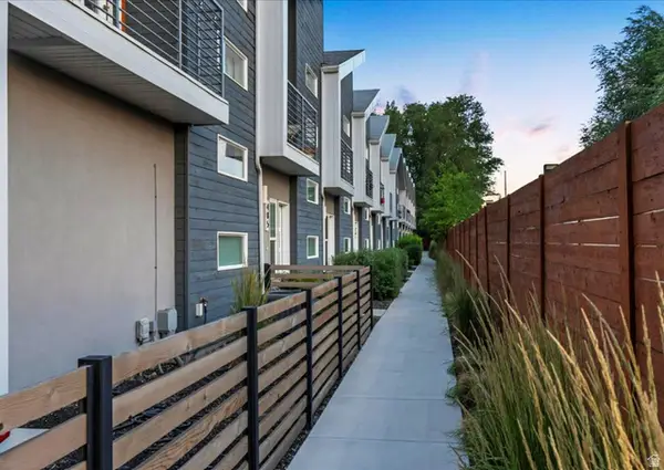 449 N Beaumont Ct E, Salt Lake City, UT 84116