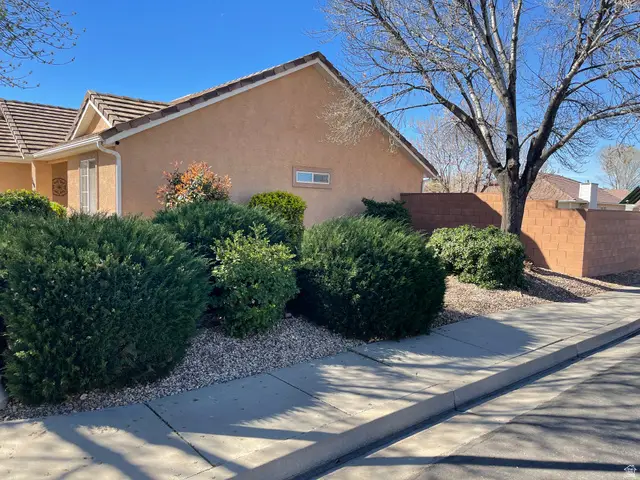 1848 S Bridle Cir, Washington, UT 84780 - #2