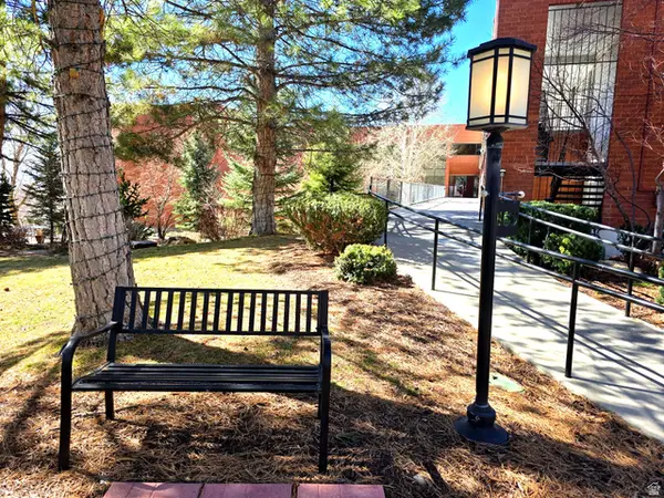 850 S Donner Way #300, Salt Lake City, UT 84108