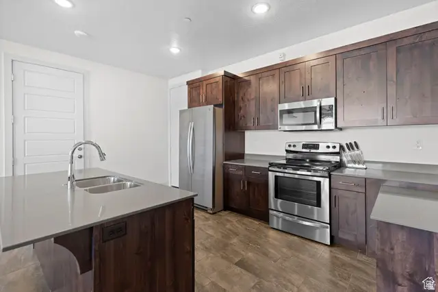 5160 N Villas Dr #102, Hurricane, UT 84737 - #3