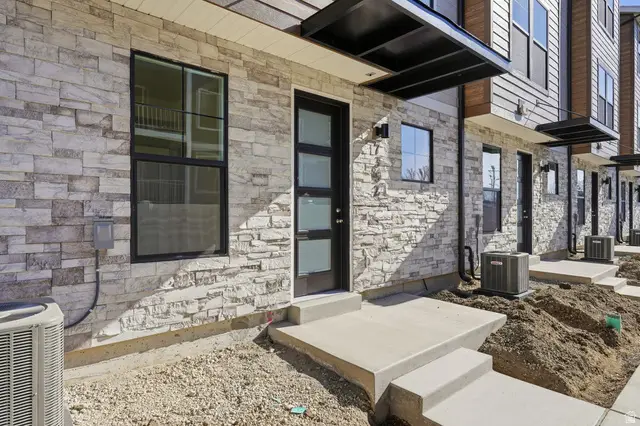 7343 S Sideline Ln #49, Midvale, UT 84047 - #3