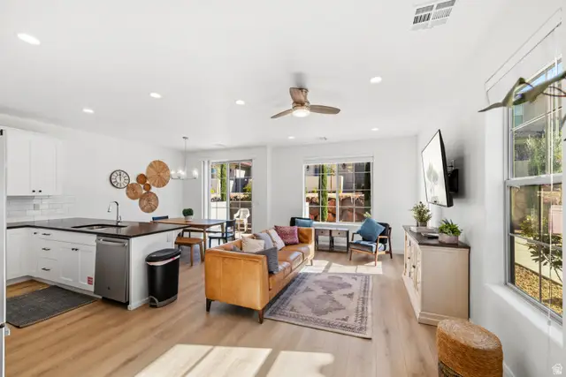 1184 N Dorado Aly, Washington, UT 84780 - #2