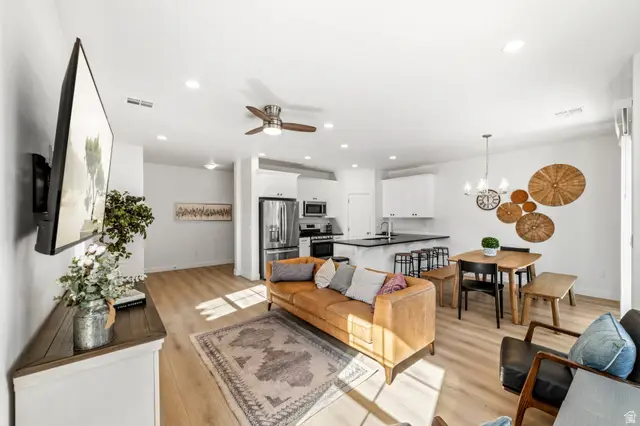 1184 N Dorado Aly, Washington, UT 84780 - #3