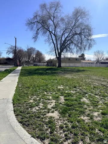 1469 W California Ave, Salt Lake City, UT 84104