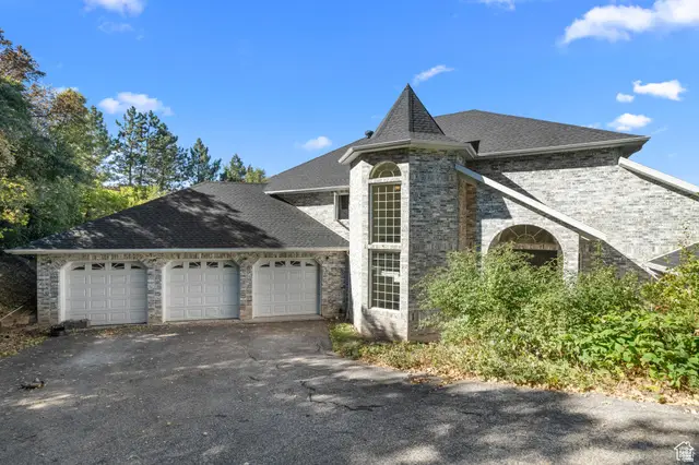 6124 Osmond Dr, South Ogden, UT 84403 - #2