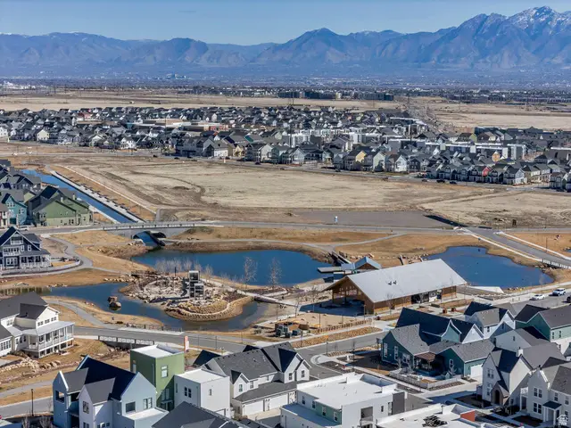 6811 W Skip Rock Rd, South Jordan, UT 84009 - #3