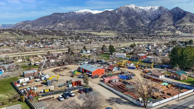 1458 E South Weber Dr S, South Weber, UT 84405 - #3