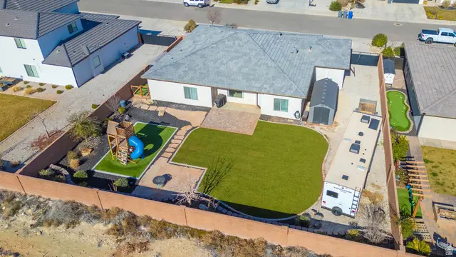 1932 E Honeycomb Dr, Saint George, UT 84790 - #2