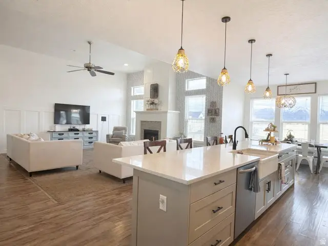 2216 N 3430 W, Clinton, UT 84015 - #3