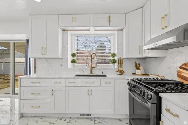 8778 S 3645 W, West Jordan, UT 84088 - #1