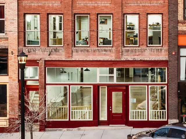 182 S. Main St, Helper, UT 84526 - #2