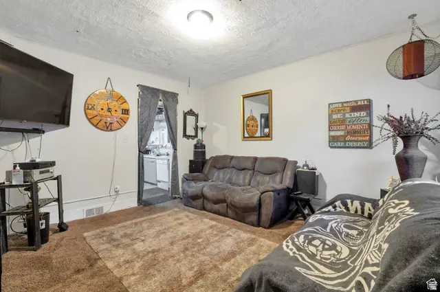 2827 S Pingree Ave, Ogden, UT 84401 - #2