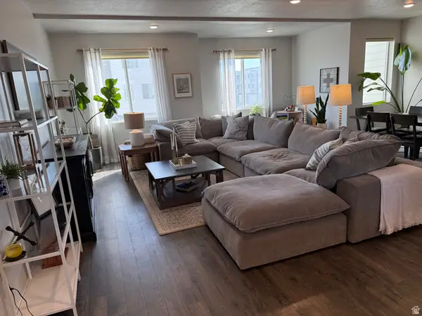 689 E Ryegrass N, Eagle Mountain, UT 84005