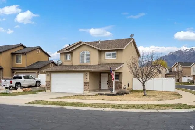 804 Willowbrook Ln, Pleasant View, UT 84404 - #1