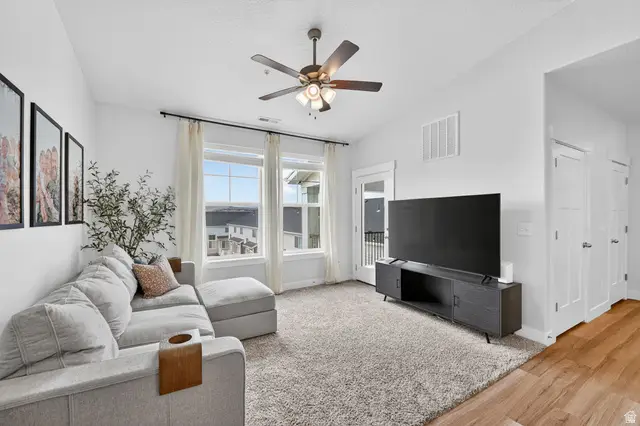 949 W Big Ben Ln #I301, Saratoga Springs, UT 84045 - #3