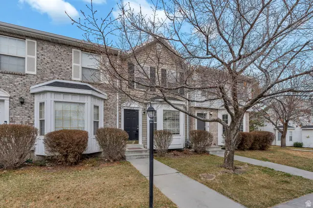 986 N Independence Ave, Provo, UT 84604 - #2