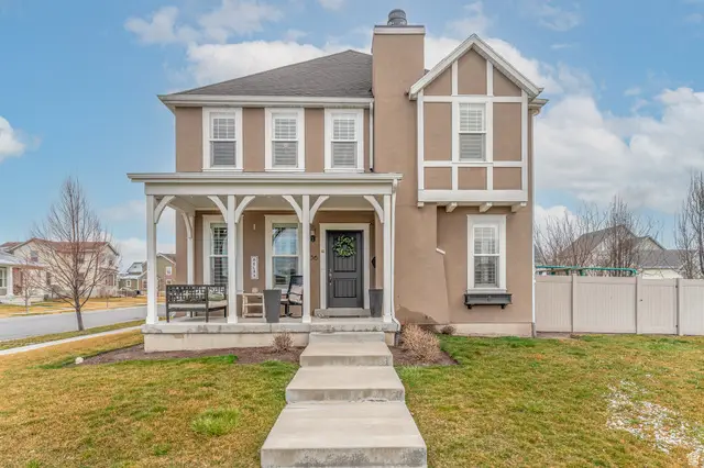 356 N Apple Leaf Ave, Kaysville, UT 84037 - #2