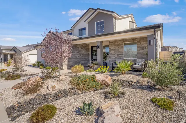 611 W Alora Dr, Saint George, UT 84790 - #2