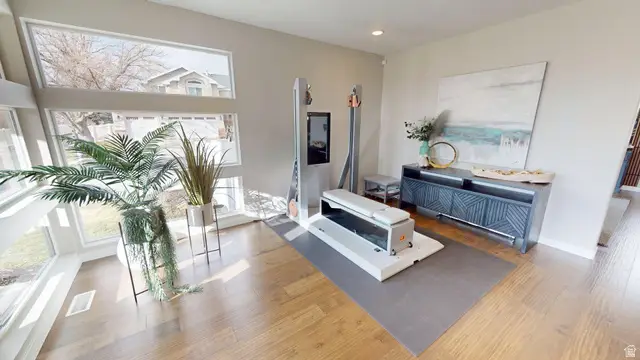 11779 S Windcroft Ct E, Sandy, UT 84092 - #3