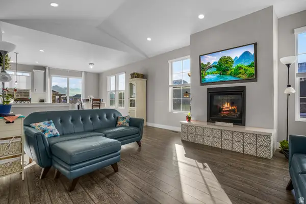 2162 W Kimber Ln, Riverton, UT 84065