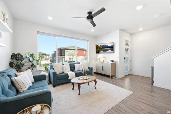 1010 W Lapis Fields Way, Bluffdale, UT 84065