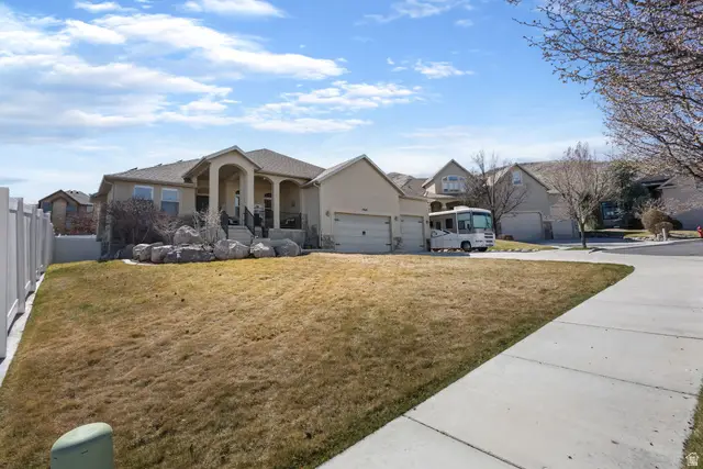 5969 W Heavy Cloud Cir, Herriman, UT 84096 - #3