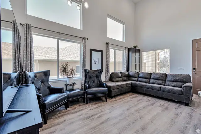 1412 W Pinyon Pines Way S, South Jordan, UT 84095 - #2