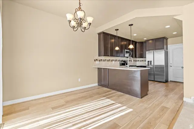 3811 N Prairie Grass Dr, Lehi, UT 84048 - #3