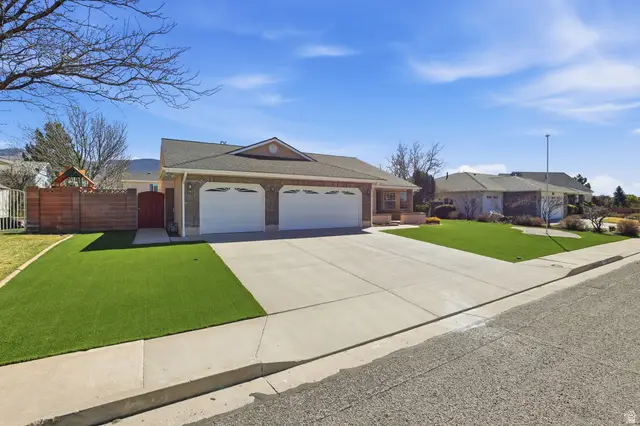 2199 W Sunset Pointe Dr, Cedar City, UT 84720 - #3