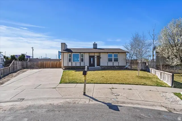 5578 W Poacher Cir S, Salt Lake City, UT 84118 - #2