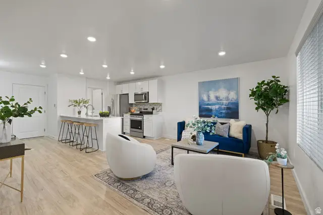 106 N Heading Row, Saratoga Springs, UT 84045 - #2