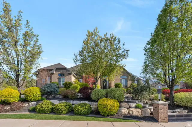 5852 W Century Heights Dr N, Highland, UT 84003 - #2