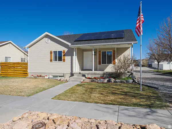 2087 E Weeping Willow Way S, Eagle Mountain, UT 84005