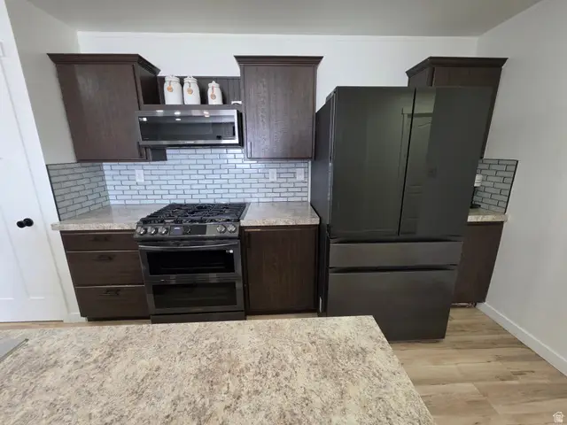 215 Engstrom, Layton, UT 84041 - #2