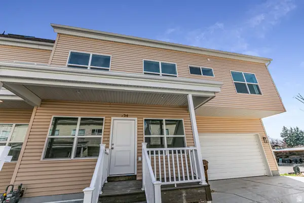 738 E Bogart Ct S #106, Midvale, UT 84047