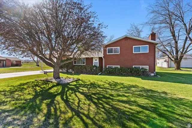 2495 W 2550 S, West Haven, UT 84401 - #1