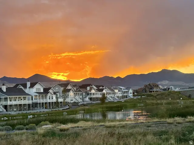 10993 S Oquirrh Rd, South Jordan, UT 84009 - #3