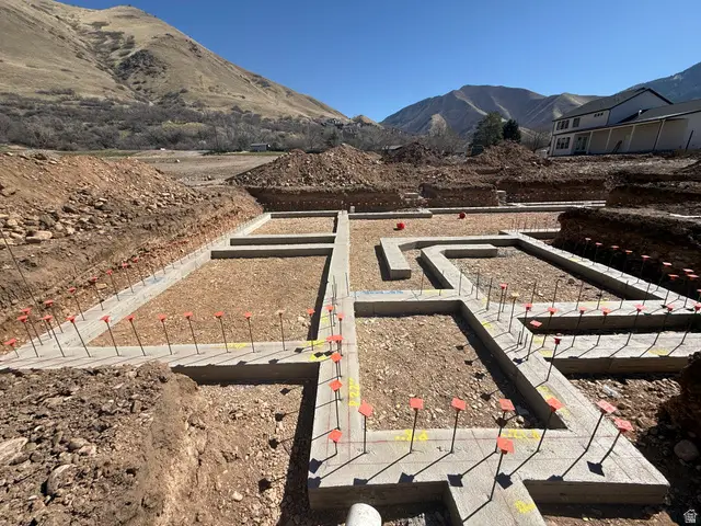 829 S 2200 E, Springville, UT 84663 - #1