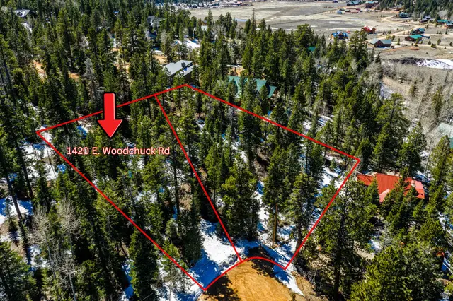 1420 E Woodchuck Rd, Duck Creek Village, UT 84762 - #1