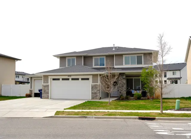 2032 S 1955 W, Woods Cross, UT 84087 - #1