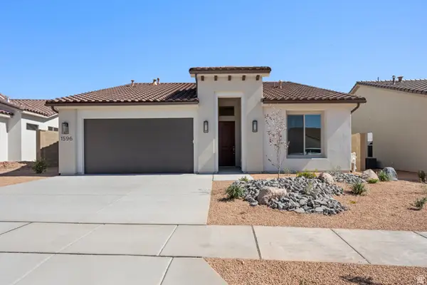 1596 N Ascent St #144, Washington, UT 84780