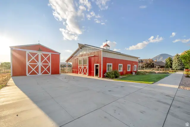 748 E Sierra View Dr S, Mapleton, UT 84664 - #1