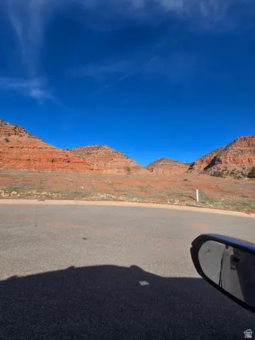 542 N Rusty Spur Cir, Kanab, UT 84741 - #3